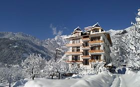Kalista Resort
